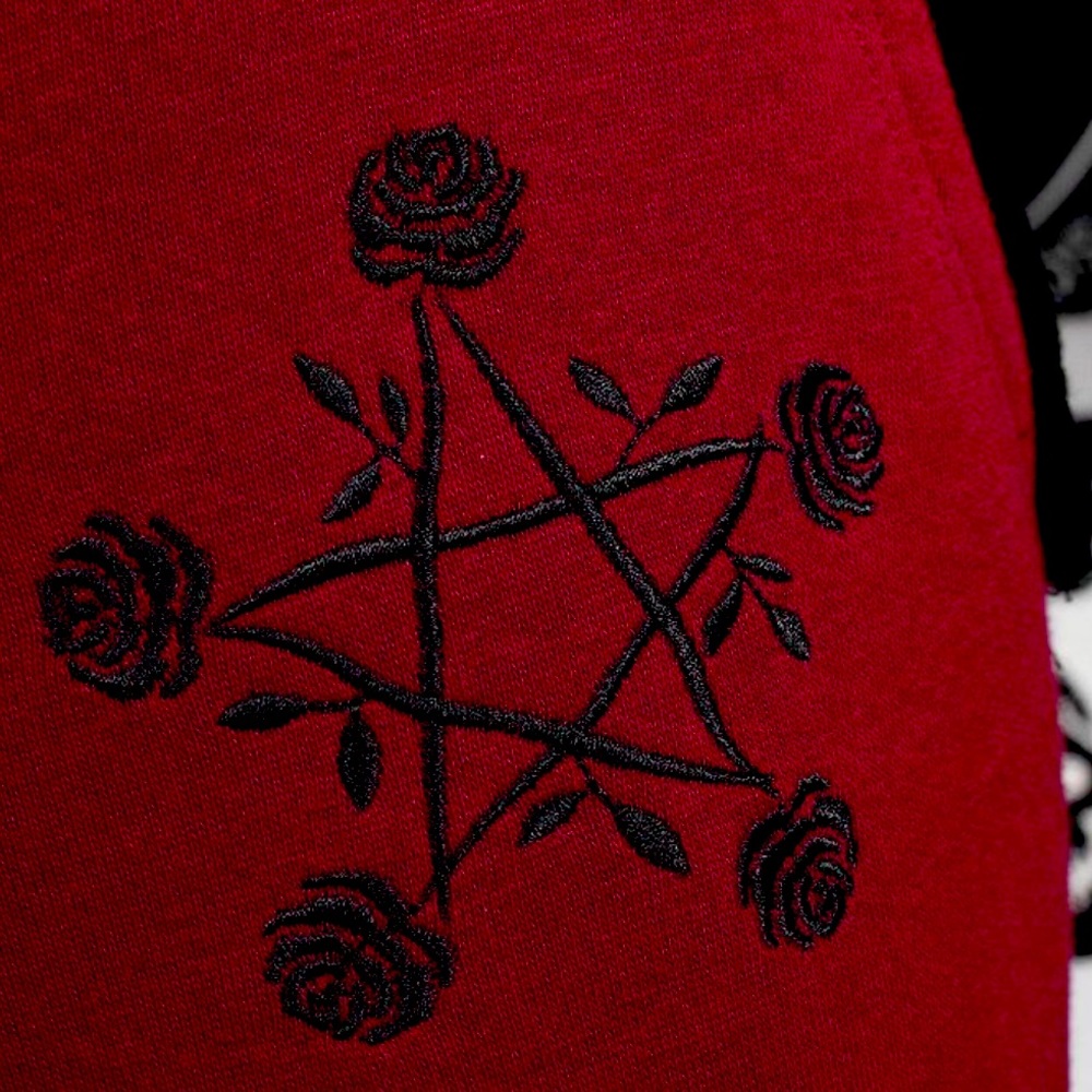 LOOKING FOR FLORAL PENTAGRAM/PENTACLE